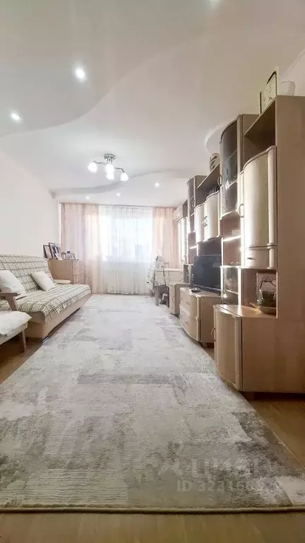 4-к кв. Челябинская область, Челябинск Российская ул., 218 (72.0 м) - Фото 1