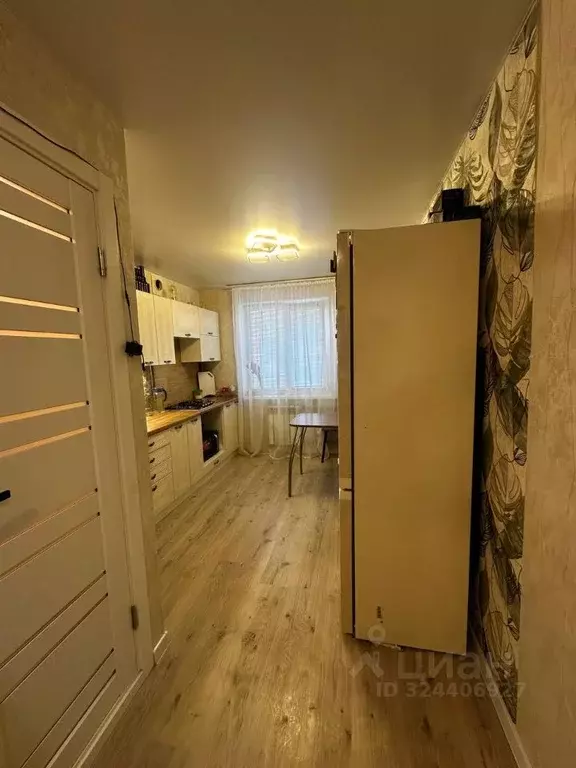 3-к кв. Саратовская область, Саратов Парковая ул., 44 (57.0 м) - Фото 2