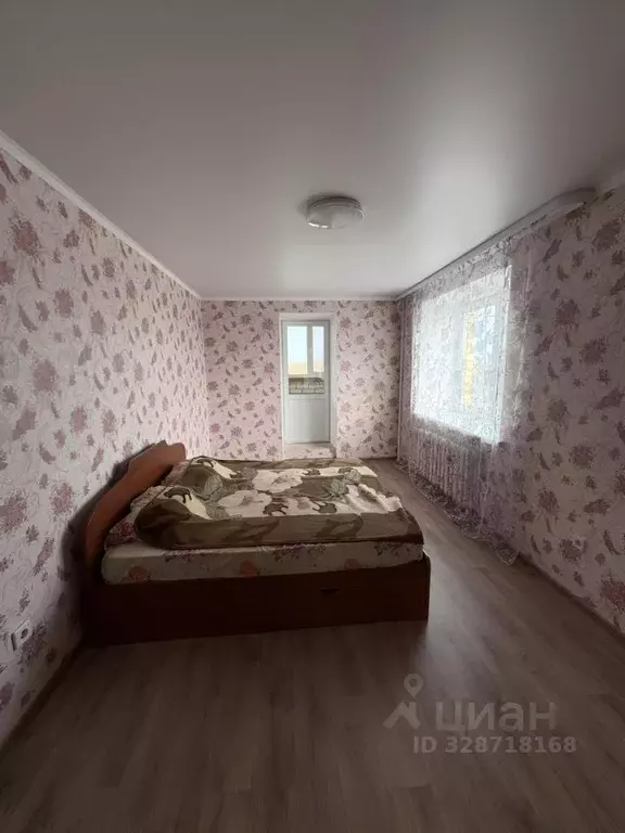 2-к кв. Тюменская область, Тюмень ул. Избышева, 8 (66.5 м) - Фото 2