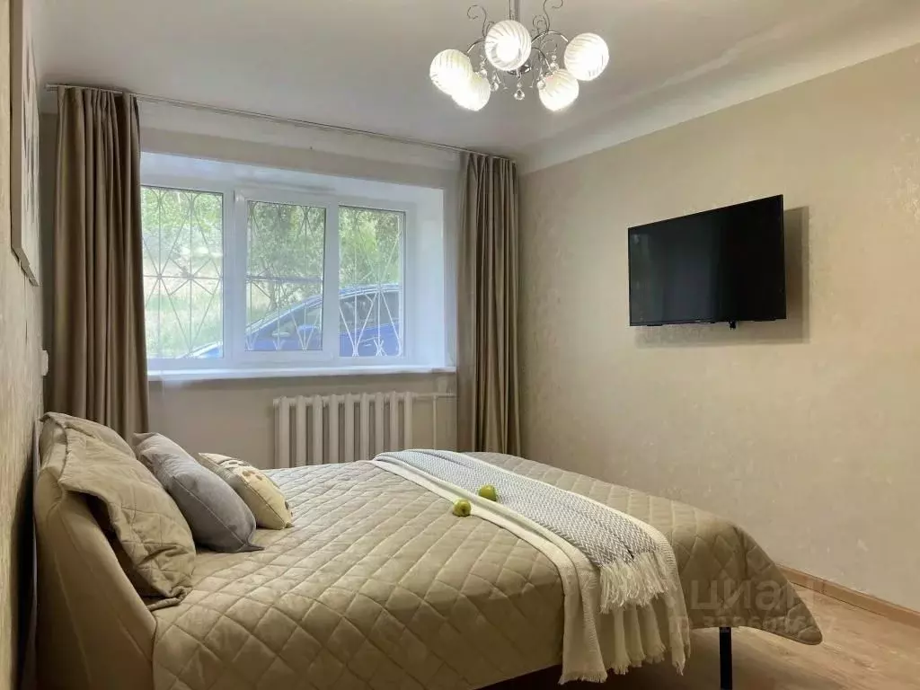 2-к кв. Бурятия, Улан-Удэ ул. Бабушкина, 23 (50.0 м) - Фото 1