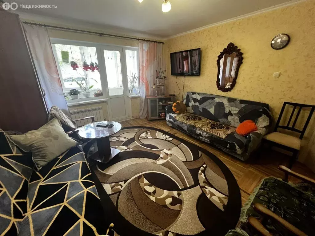 2-комнатная квартира: станица Смоленская, улица Мира, 68 (52.7 м) - Фото 1