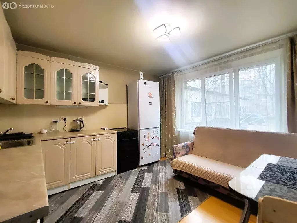 1-комнатная квартира: Челябинск, улица Молодогвардейцев, 39А (36 м) - Фото 1