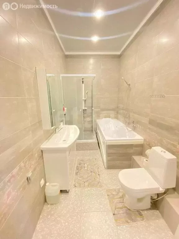 3-комнатная квартира: Брянск, улица Фокина, 95 (112.2 м) - Фото 0