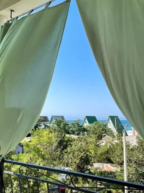 Дом в Крым, Сакский район, с. Штормовое ул. Набережная, 3/16 (770 м) - Фото 2