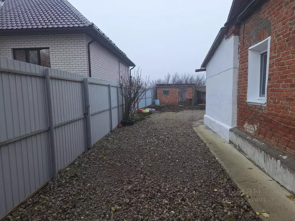 Дом в Саратовская область, Красноармейск Интернациональная ул., 44 (63 ... - Фото 2