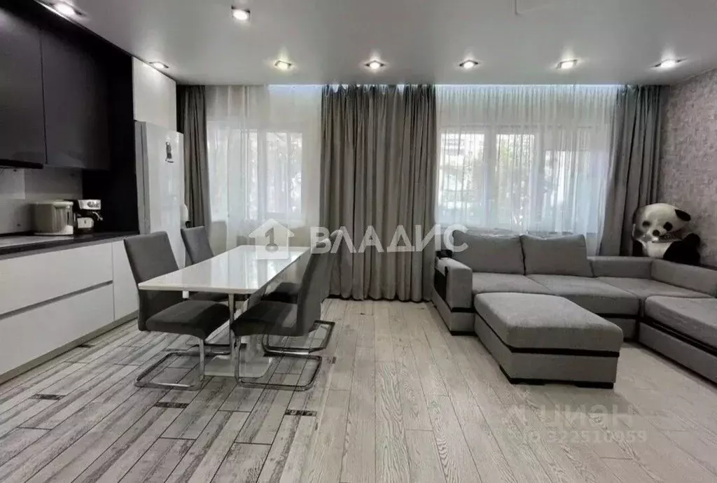 2-к кв. Иркутская область, Иркутск ул. Пискунова, 131/2 (76.4 м) - Фото 1