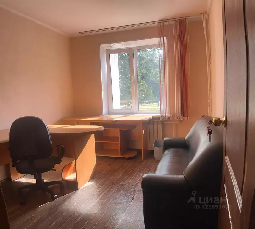 Офис в Татарстан, Набережные Челны просп. Хасана Туфана, 22/9 (10 м) - Фото 1