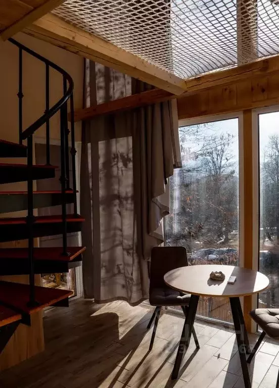 Дом в Карачаево-Черкесия, Зеленчукский район, с. Архыз  (25 м) - Фото 2