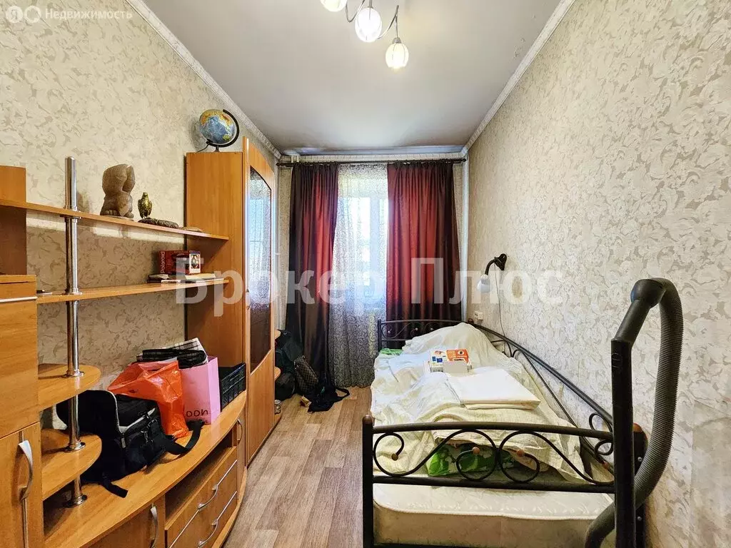 3-комнатная квартира: Кызыл, улица Тувинских Добровольцев, 26 (58 м) - Фото 1