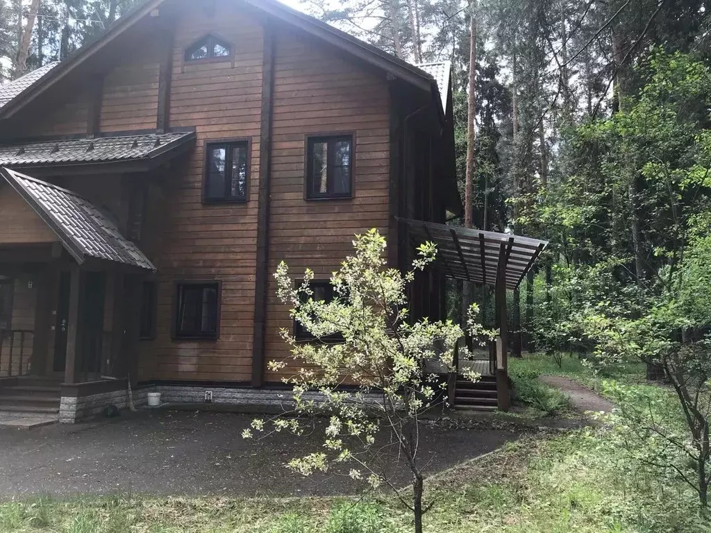 Дом в Московская область, Одинцовский городской округ, пос. дома ... - Фото 0