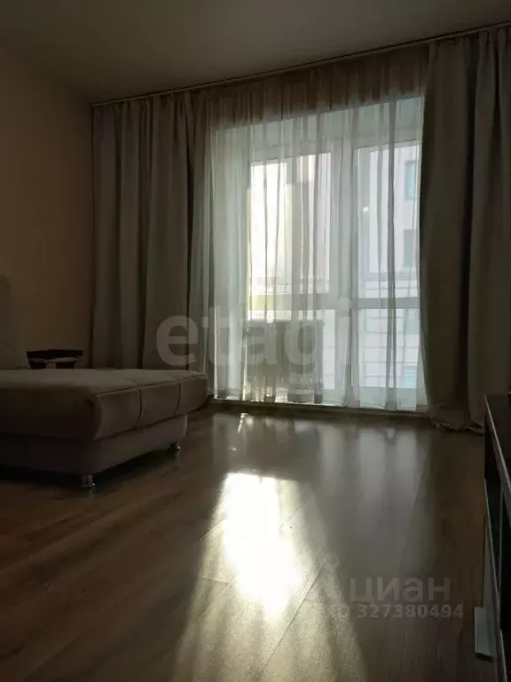 2-к кв. Красноярский край, Красноярск ул. Петра Ломако, 4 (62.5 м) - Фото 1