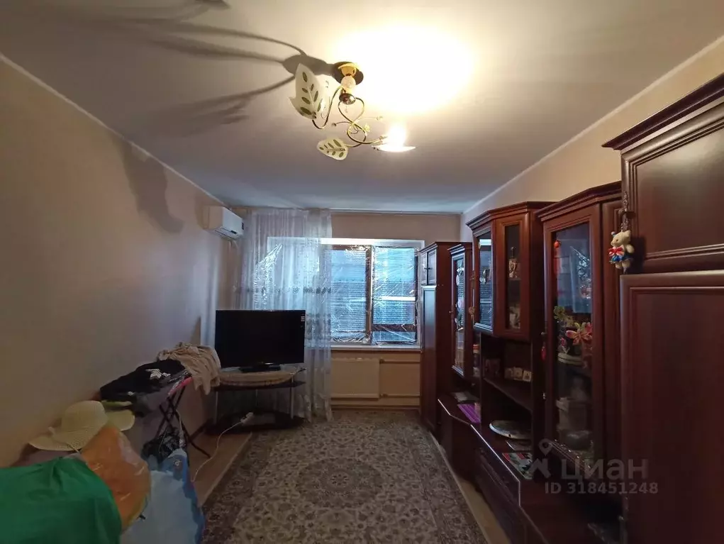 1-к кв. Краснодарский край, Крымск Октябрьская ул., 37Л (34.6 м) - Фото 0