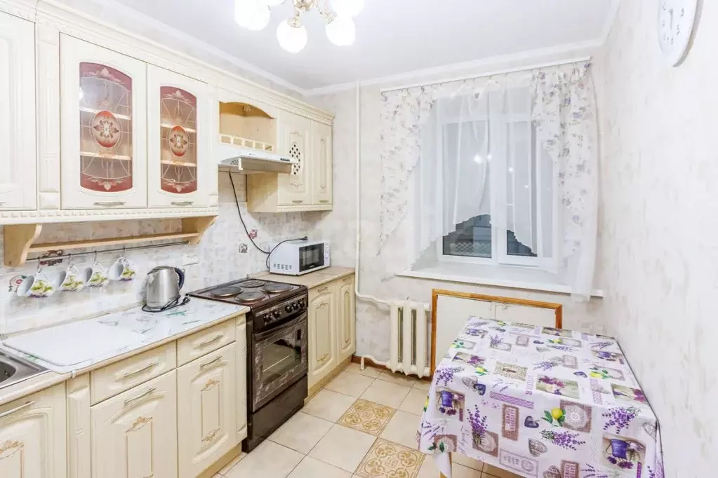 2-к кв. Тюменская область, Тюмень ул. Мельникайте, 120 (47.7 м) - Фото 1