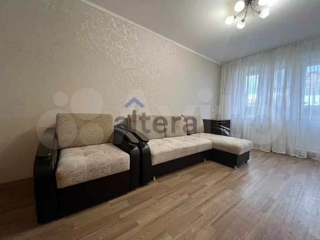 1-к. квартира, 35 м, 8/10 эт. - Фото 0