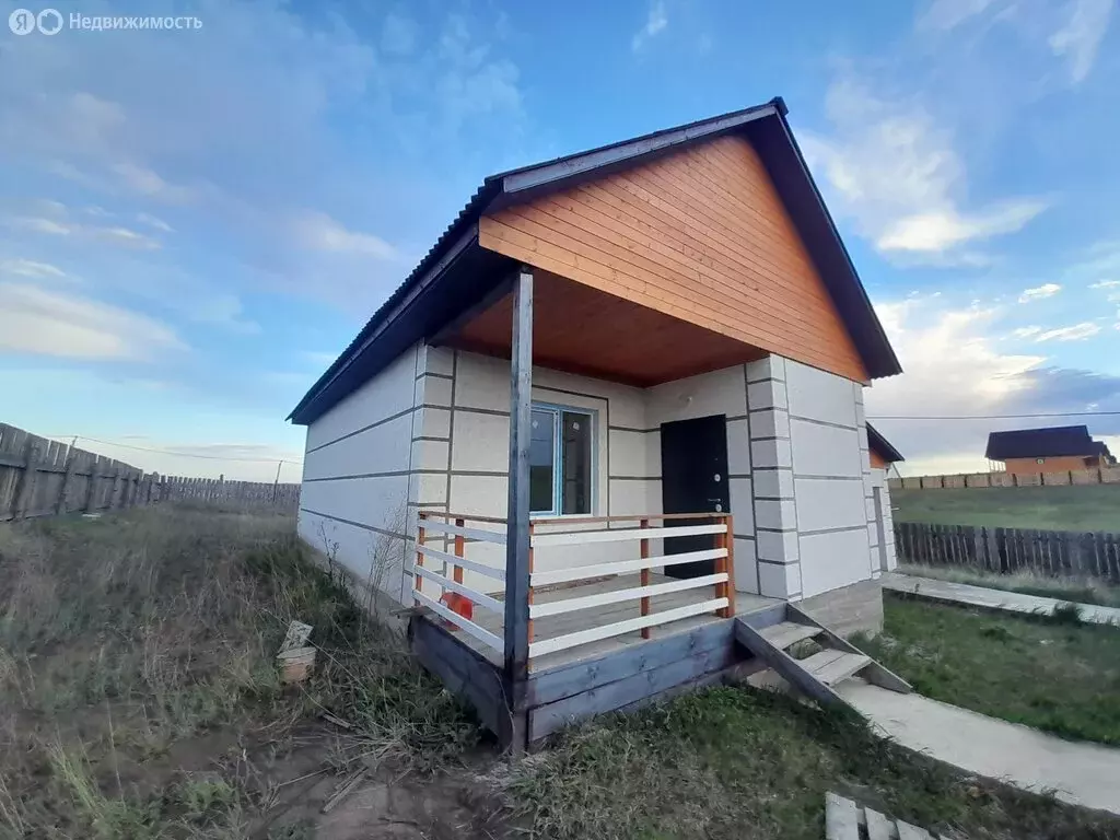 Дом в деревня Грановщина, Янтарная улица (150 м) - Фото 1