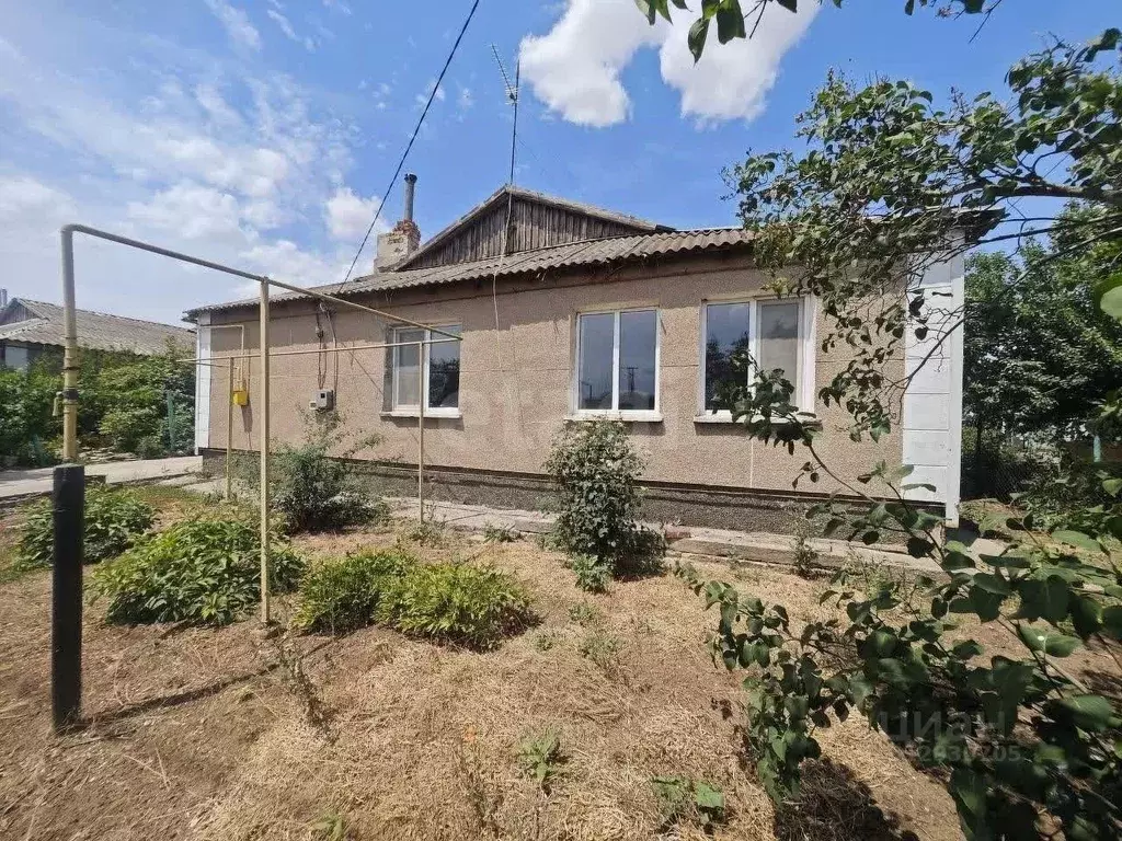 Дом в Крым, Сакский район, с. Сизовка ул. Трудовая (112 м) - Фото 2