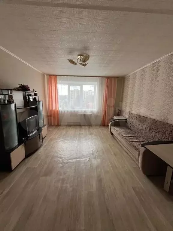 3-к. квартира, 60 м, 6/9 эт. - Фото 0