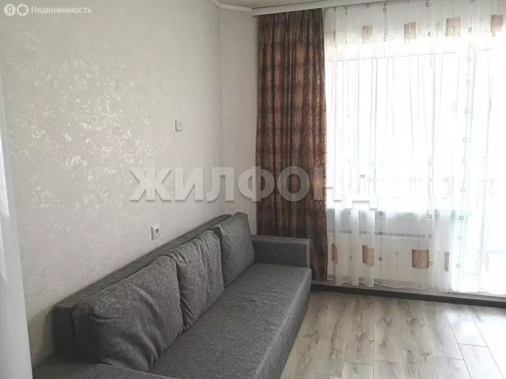 Квартира-студия: Новосибирск, улица Титова, 256 (18 м) - Фото 1