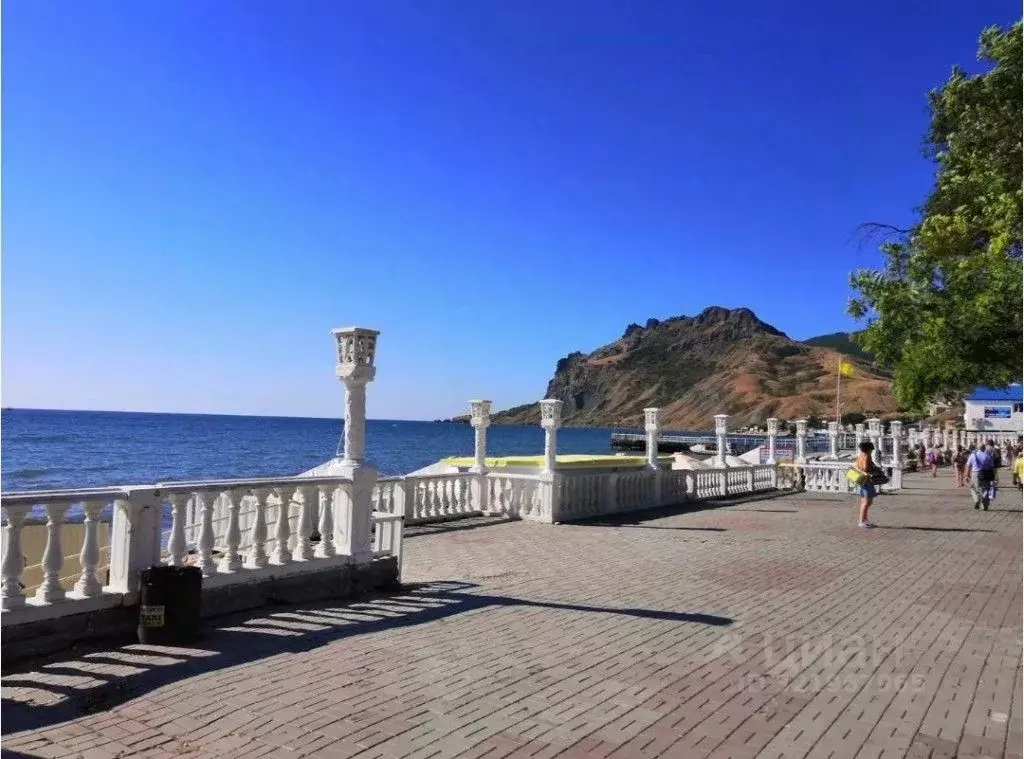 Участок в Крым, Феодосия муниципальный округ, Коктебель пгт ул. ... - Фото 0