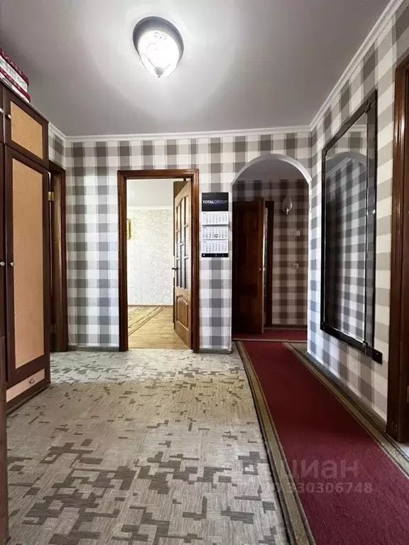 3-к кв. Брянская область, Брянск ул. Красный Маяк, 100 (61.5 м) - Фото 1