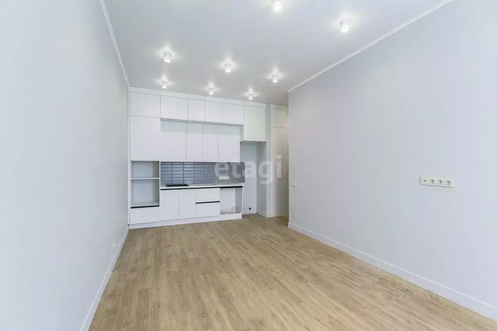 2-к кв. Тюменская область, Тюмень ул. Николая Ростовцева, 24 (60.2 м) - Фото 1