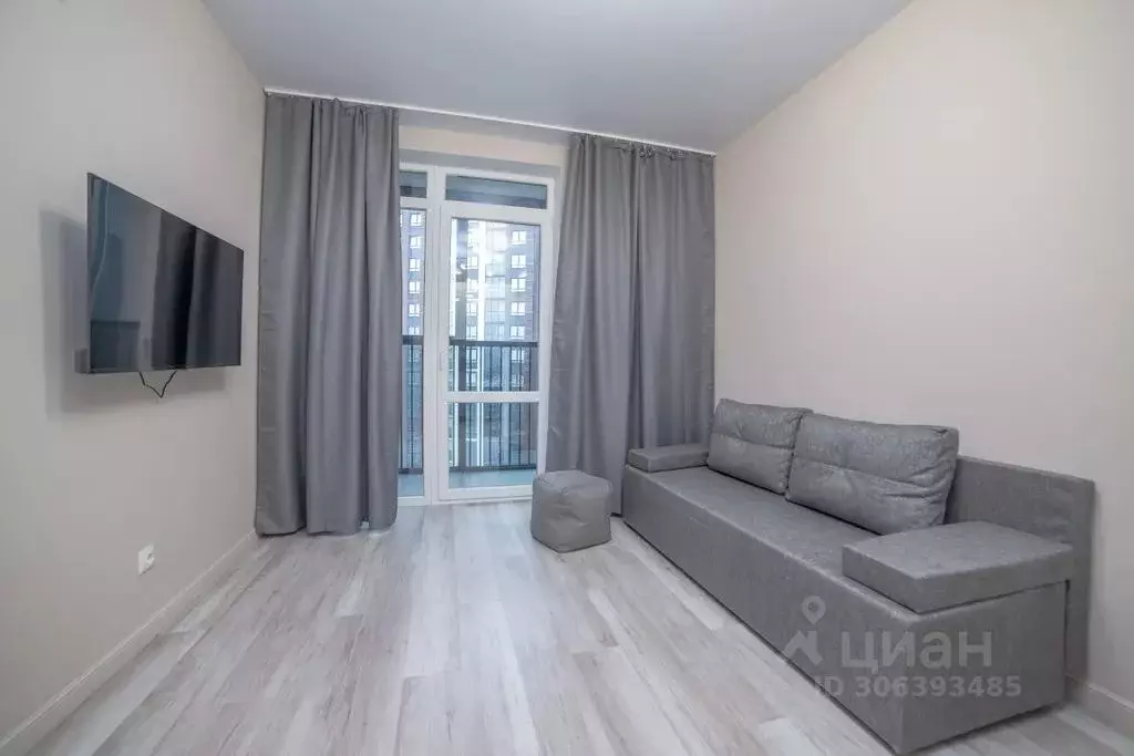 1-к кв. Свердловская область, Екатеринбург ул. 8 Марта, 204Д (40.0 м) - Фото 1