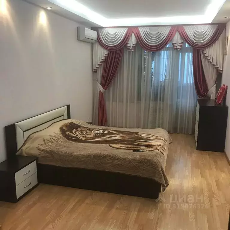 3-к кв. Волгоградская область, Волгоград Донецкая ул., 14 (80.0 м) - Фото 2