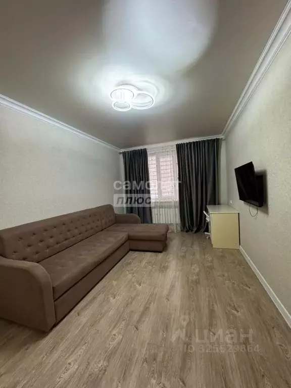 2-к кв. Кабардино-Балкария, Нальчик ул. Атажукина, 12к1 (65.0 м) - Фото 1