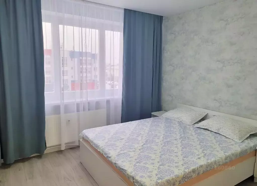 1-к кв. Тюменская область, Тюмень ул. Павла Шарова, 17 (41.0 м) - Фото 2