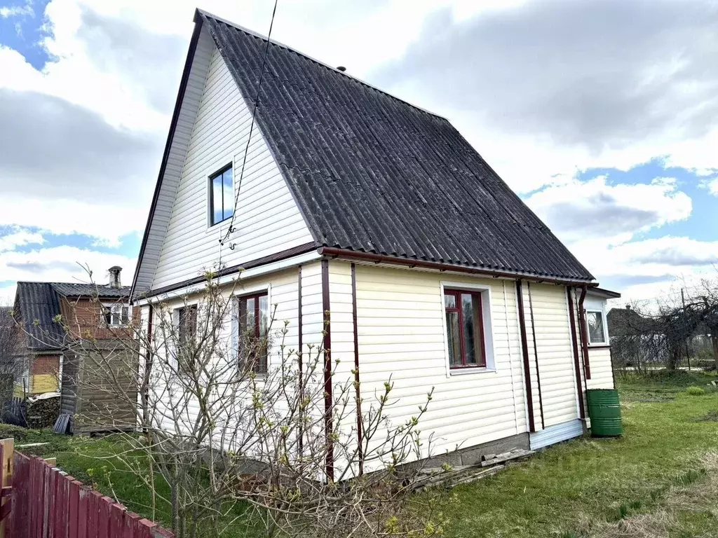 Дом в Ленинградская область, Тихвинское городское поселение, № 4 ... - Фото 2