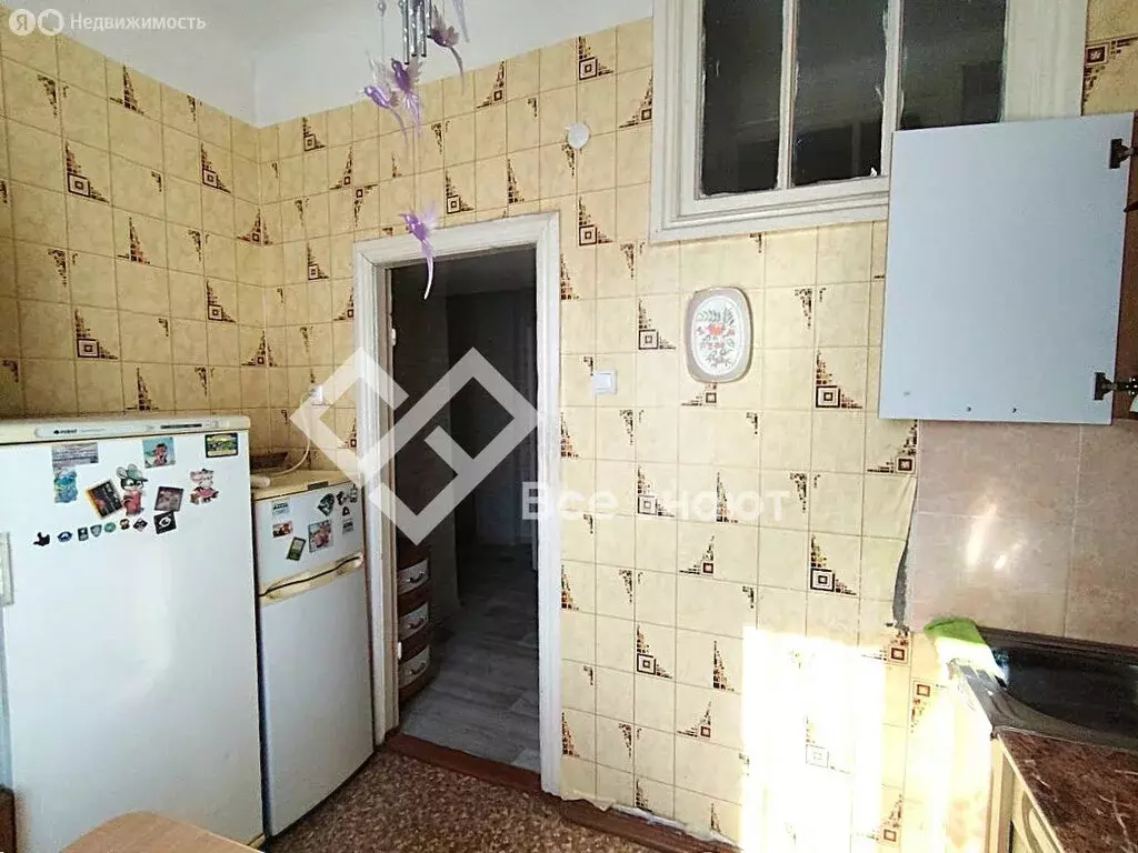 3-комнатная квартира: Еманжелинск, улица Гагарина, 5 (64 м) - Фото 1