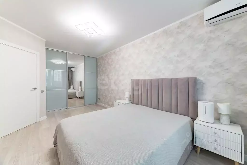 1-к кв. Татарстан, Казань ул. Азата Аббасова, 12 (34.0 м) - Фото 1