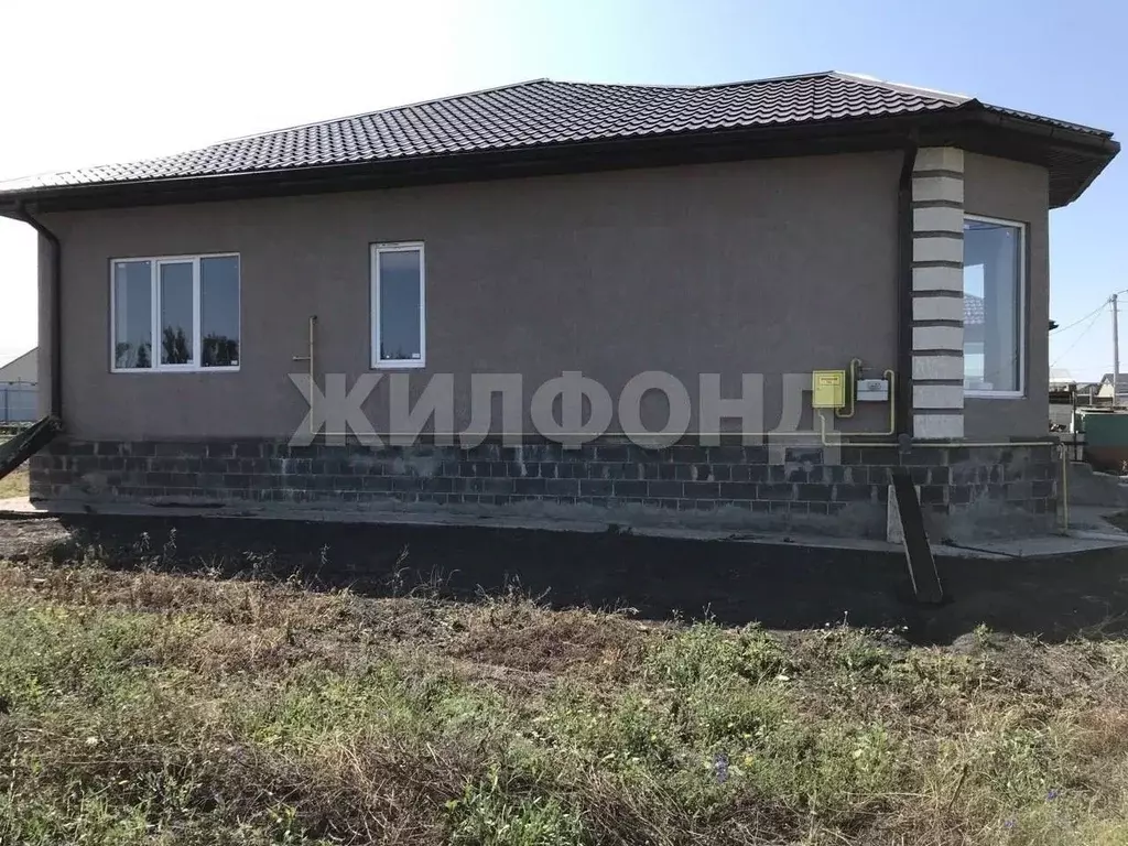 Дом в Белгородская область, Строитель Яковлевский городской округ, ул. ... - Фото 1