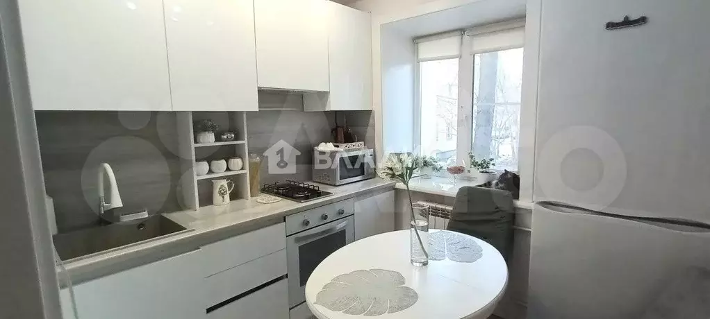3-к. квартира, 53,7 м, 2/4 эт. - Фото 1