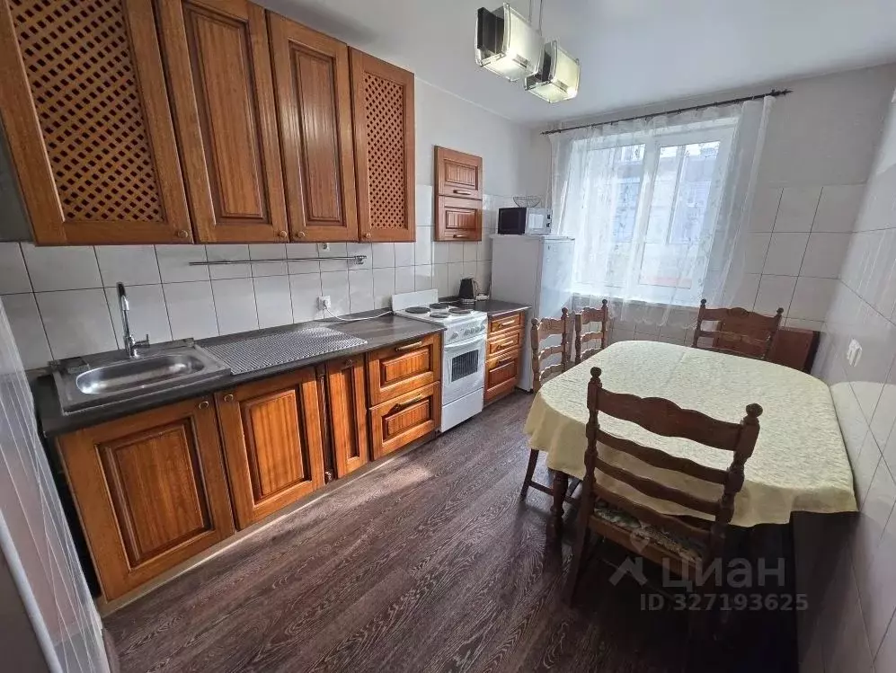 2-к кв. Свердловская область, Екатеринбург ул. Учителей, 20 (50.0 м) - Фото 1