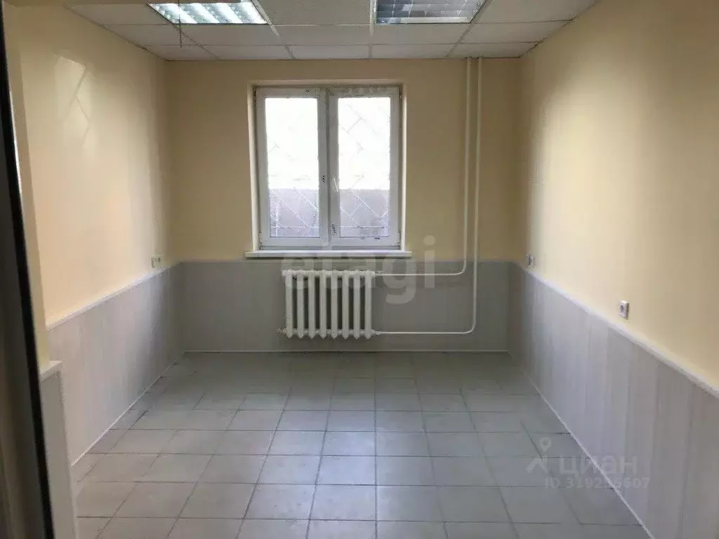 Помещение свободного назначения в Тюменская область, Тюмень Солнечный ... - Фото 0
