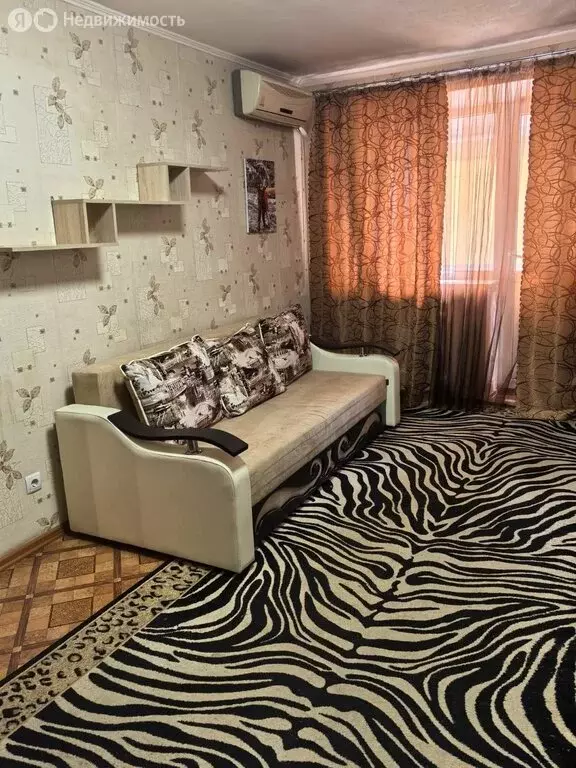 1-комнатная квартира: Азов, Привокзальная улица, 29 (30 м) - Фото 1