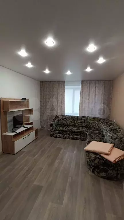 2-к. квартира, 39,6 м, 1/5 эт. - Фото 0