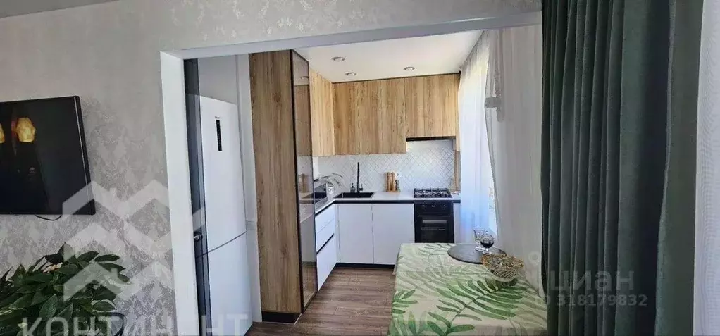 2-к кв. Крым, Евпатория ул. Имени 60-летия Октября, 22 (45.4 м) - Фото 1