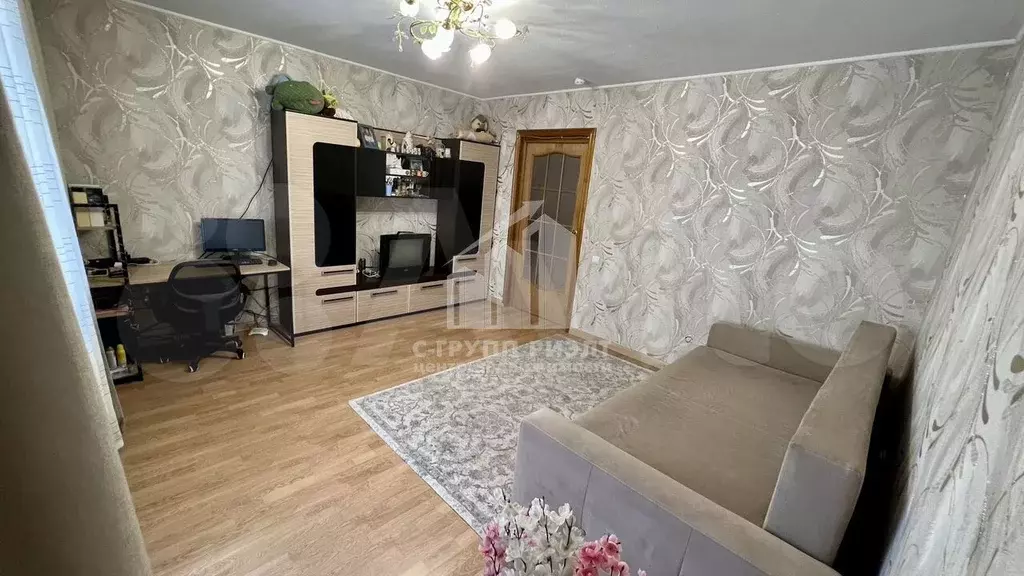 2-к. квартира, 56 м, 4/10 эт. - Фото 0