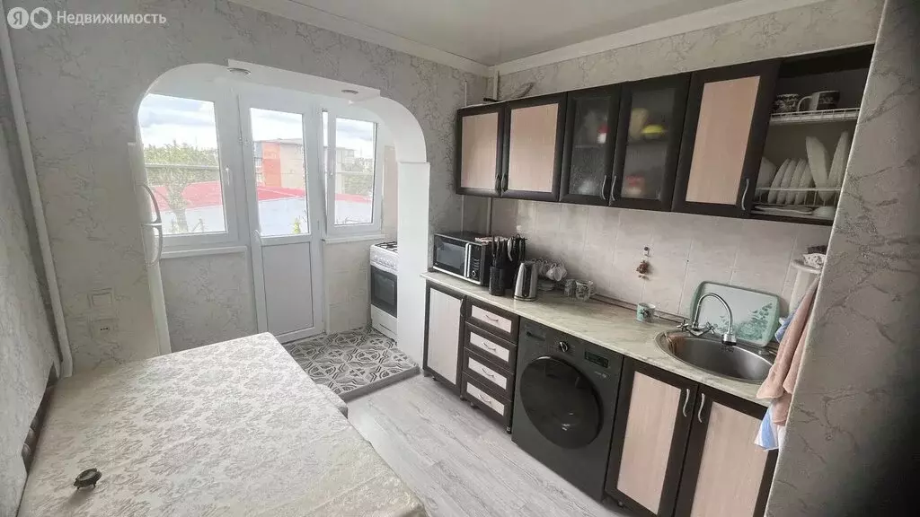 3-комнатная квартира: Владикавказ, улица Леваневского, 277 (56.4 м) - Фото 1