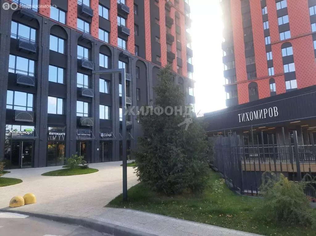 2-комнатная квартира: Новосибирск, Военная улица, 51 (50 м) - Фото 0