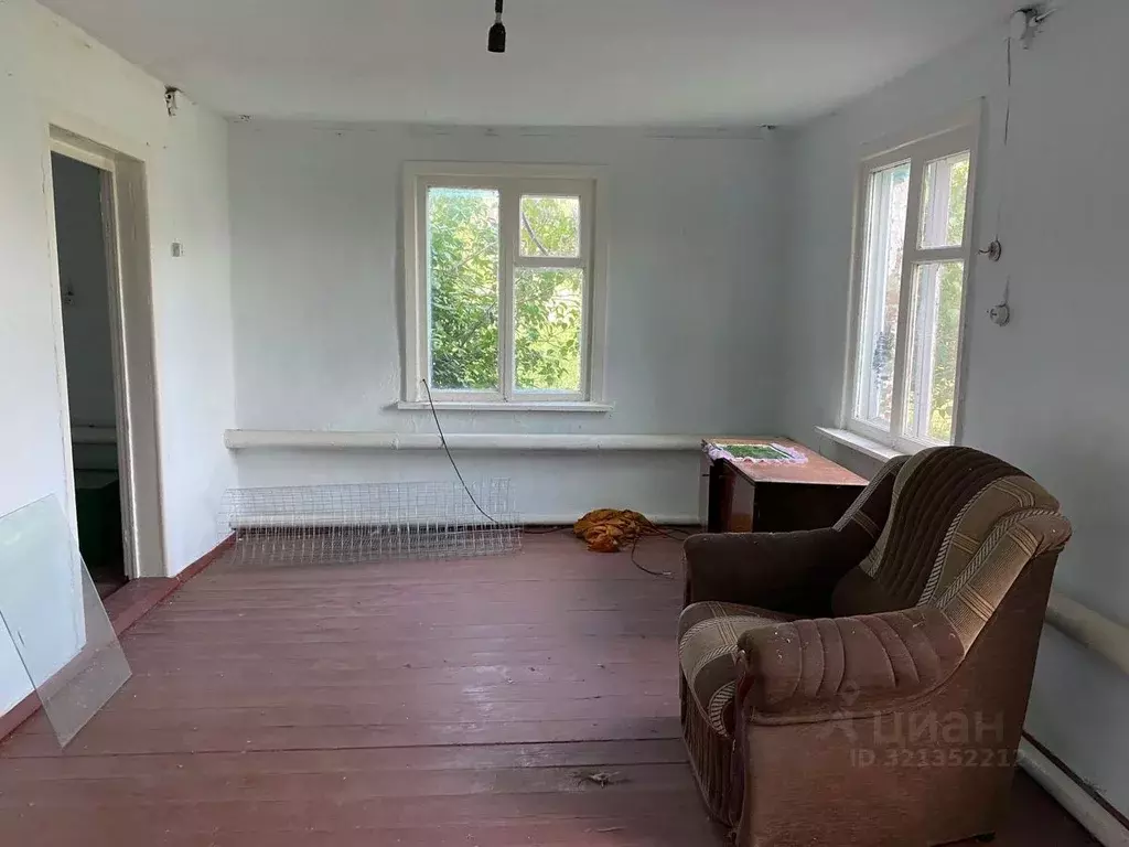 Дом в Омская область, Таврический район, д. Новобелозеровка Новая ул. ... - Фото 1