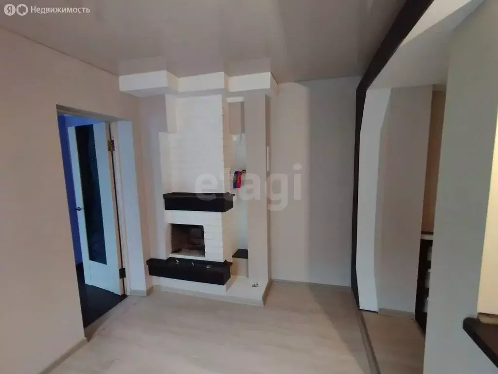 3-комнатная квартира: Майкоп, улица 12 Марта, 97 (45 м) - Фото 1