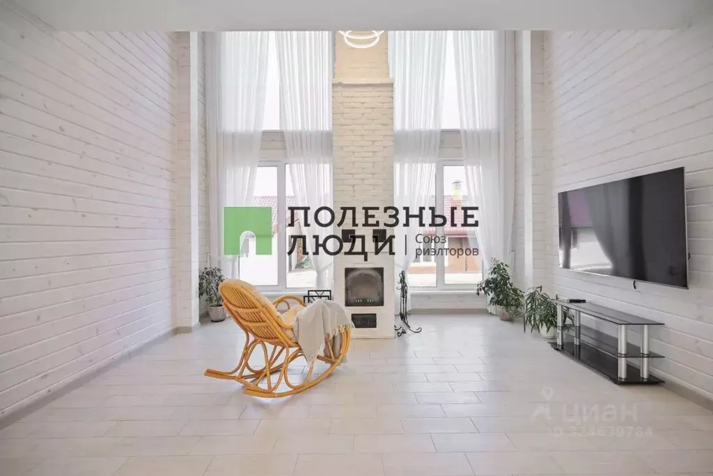 Коттедж в Красноярский край, Емельяновский муниципальный округ, ... - Фото 1