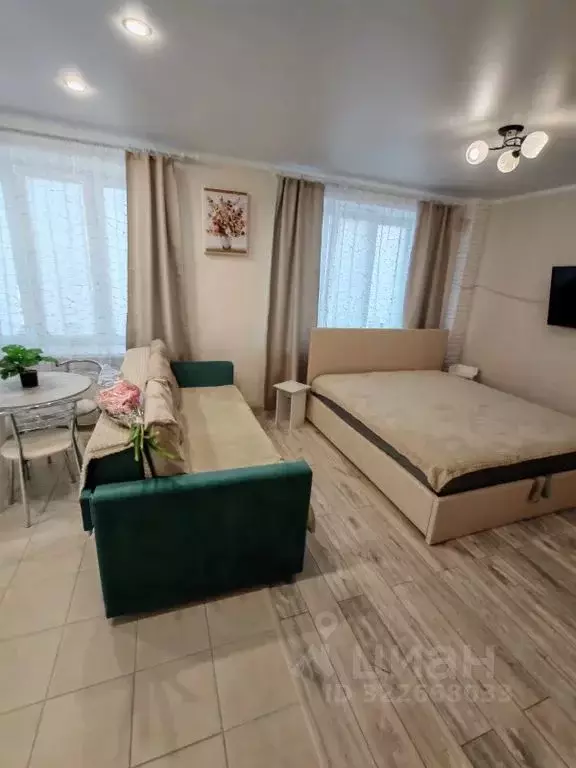 Студия Тюменская область, Тюмень Ставропольская ул., 97к1 (30.0 м) - Фото 1