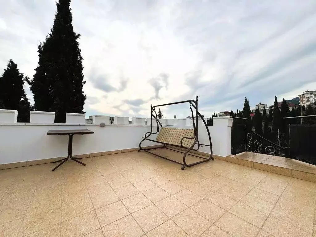 Дом в Крым, Ялта муниципальный округ, Кореиз пгт ш. Алупкинское, 12Б ... - Фото 0