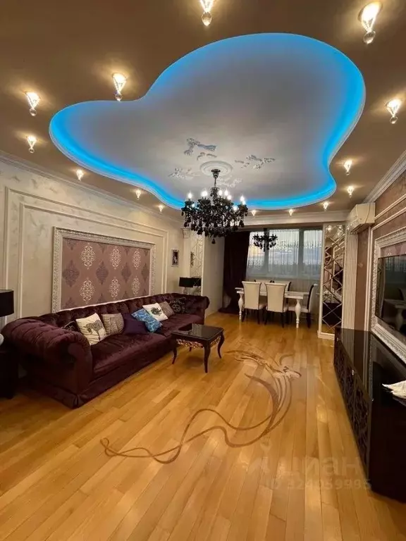 2-к кв. Крым, Симферополь ул. Караманова, 3 (75.0 м) - Фото 1