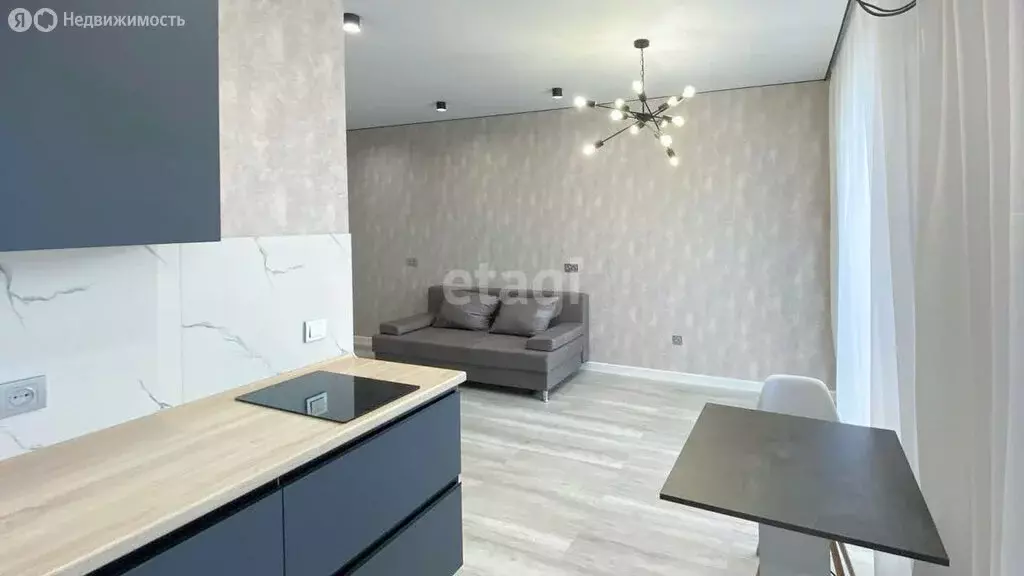 Квартира-студия: Тюмень, улица Героев Сталинградской Битвы, 9 (31.3 м) - Фото 2