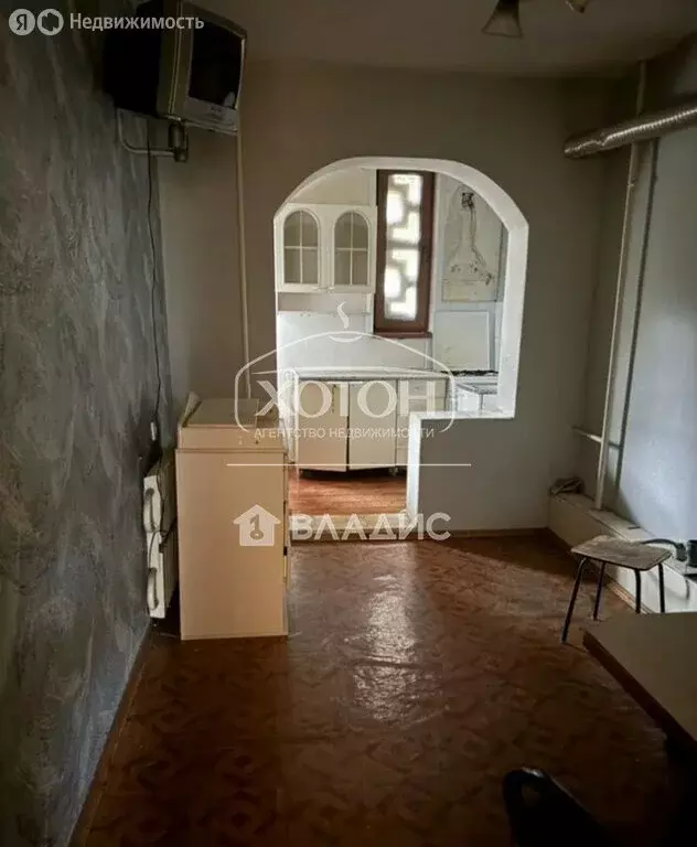 3-комнатная квартира: Элиста, улица Ю. Клыкова, 24 (65 м) - Фото 1